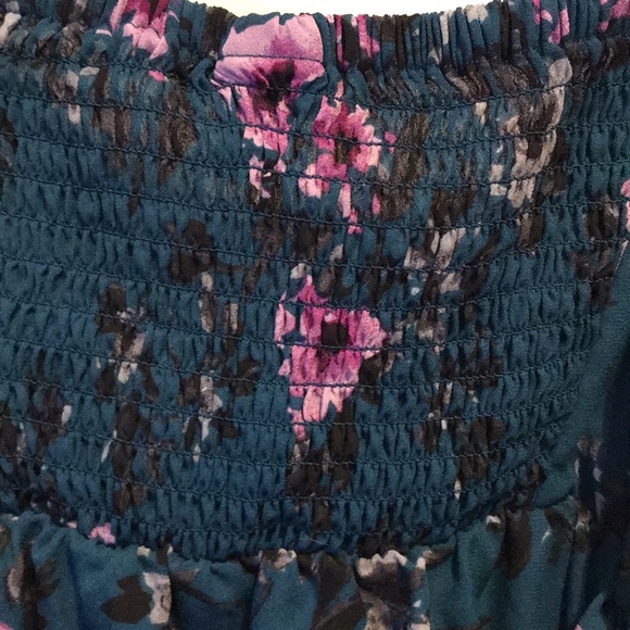 Torrid size 2 top. - Picture 7 of 8